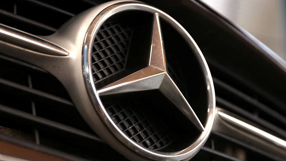 Performanca e dobët në Kinë, fitimet e Mercedesit bien përgjysmë