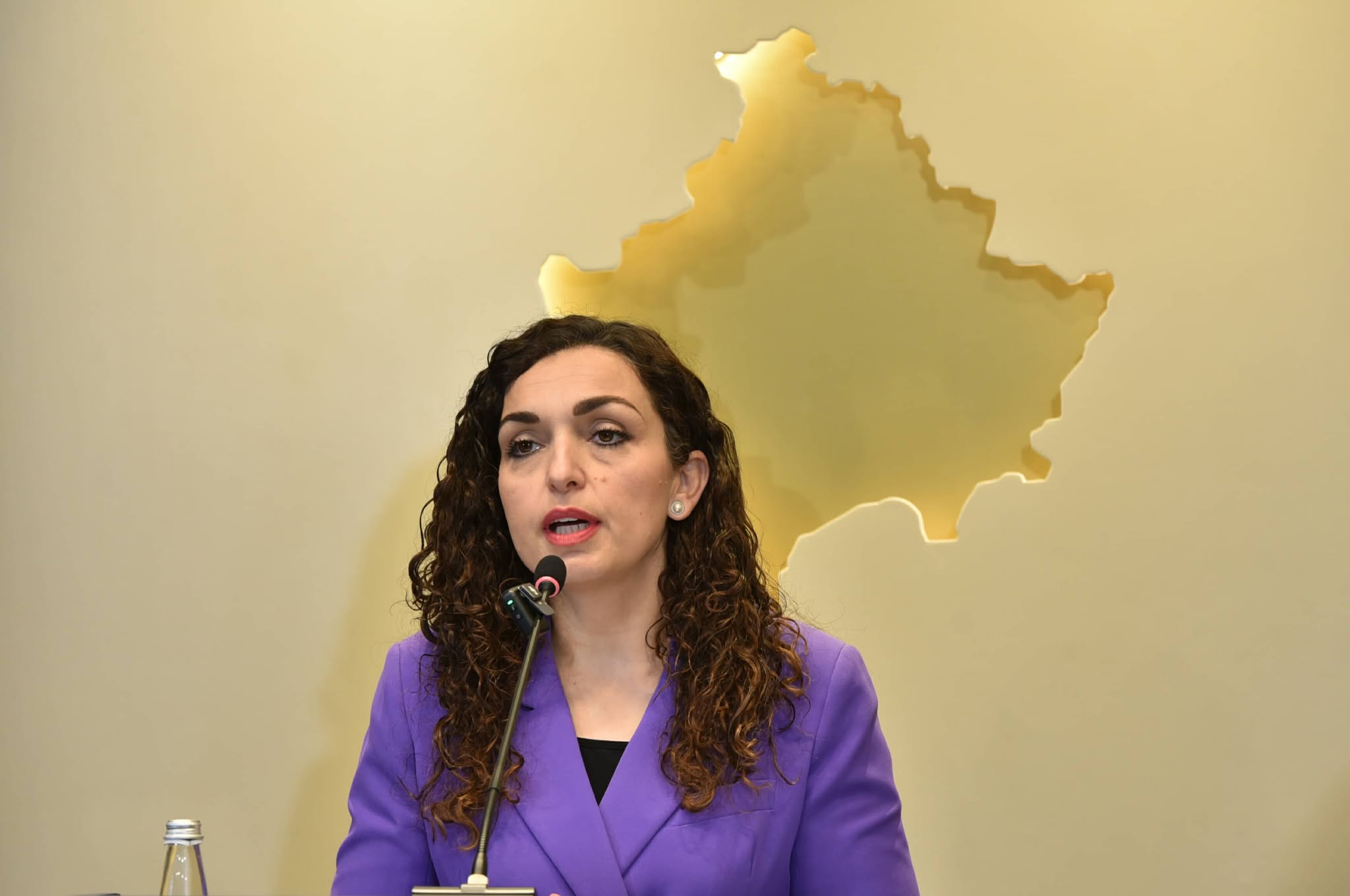 Presidentja Osmani shpall zgjedhjet e jashtëzakonshme më 28 dhjetor