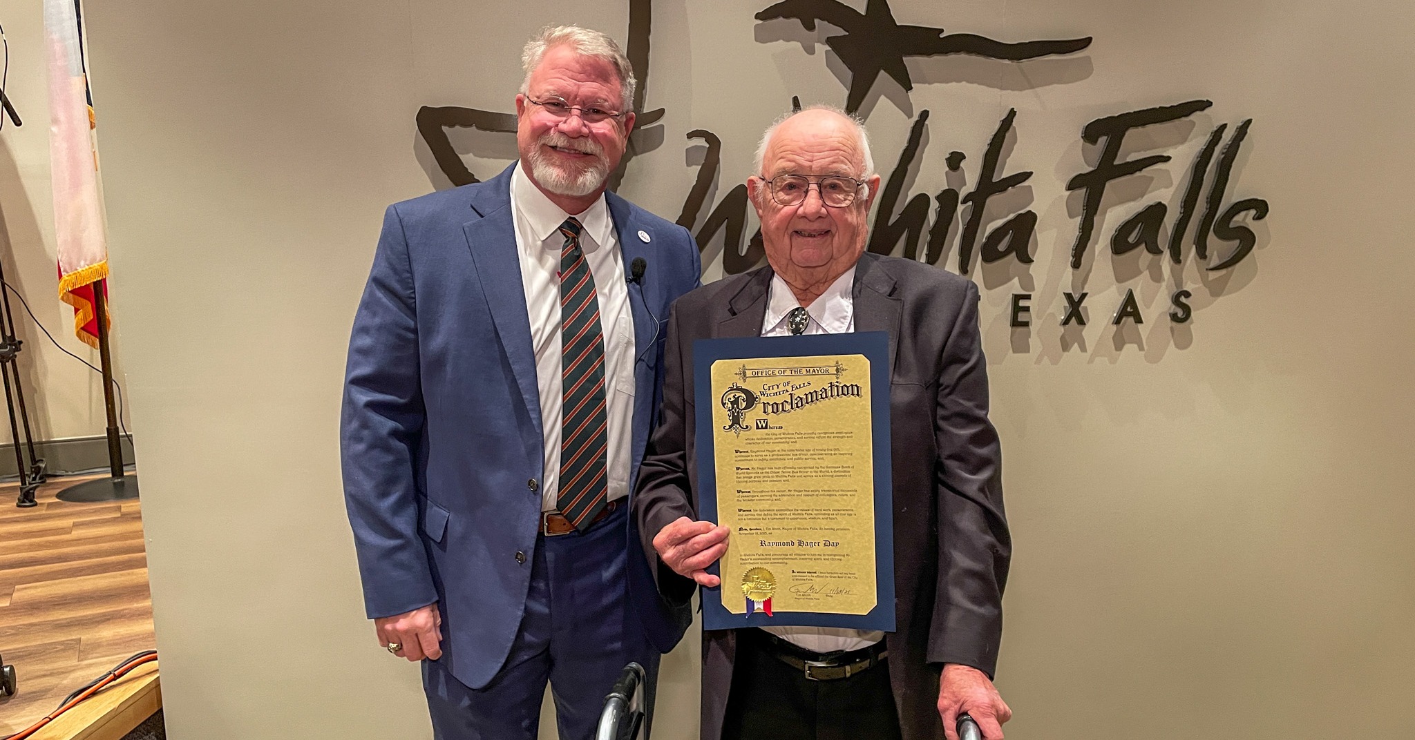 95-vjeçari nga Teksasi emërohet shoferi më i moshuar i autobusit në botë