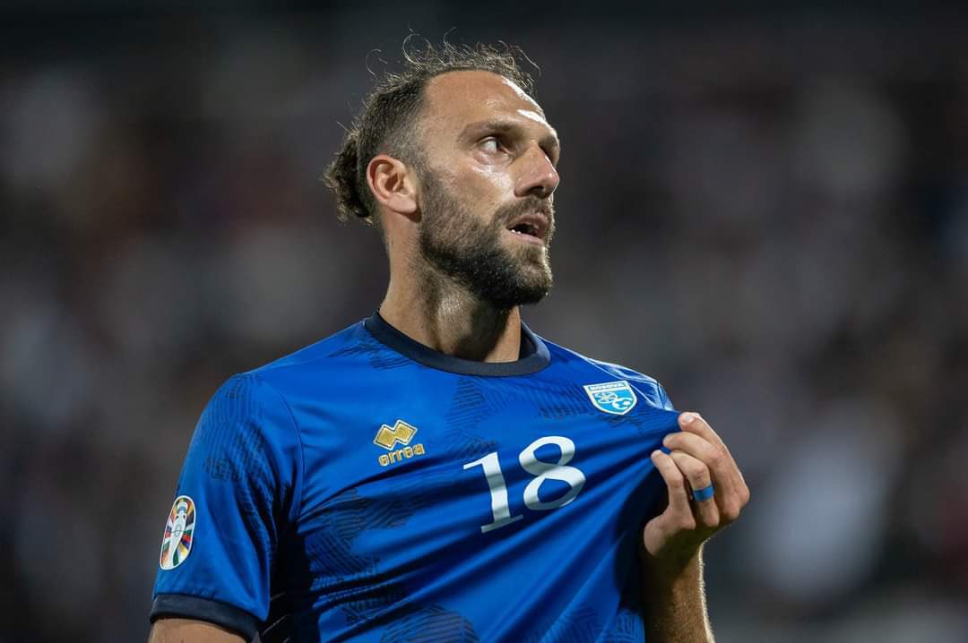 Muriqi: “Nëse shënoj dhe marrim fitoren ndaj Sllovenisë, s’ka me pasë njeri ma të lumtun se unë”.