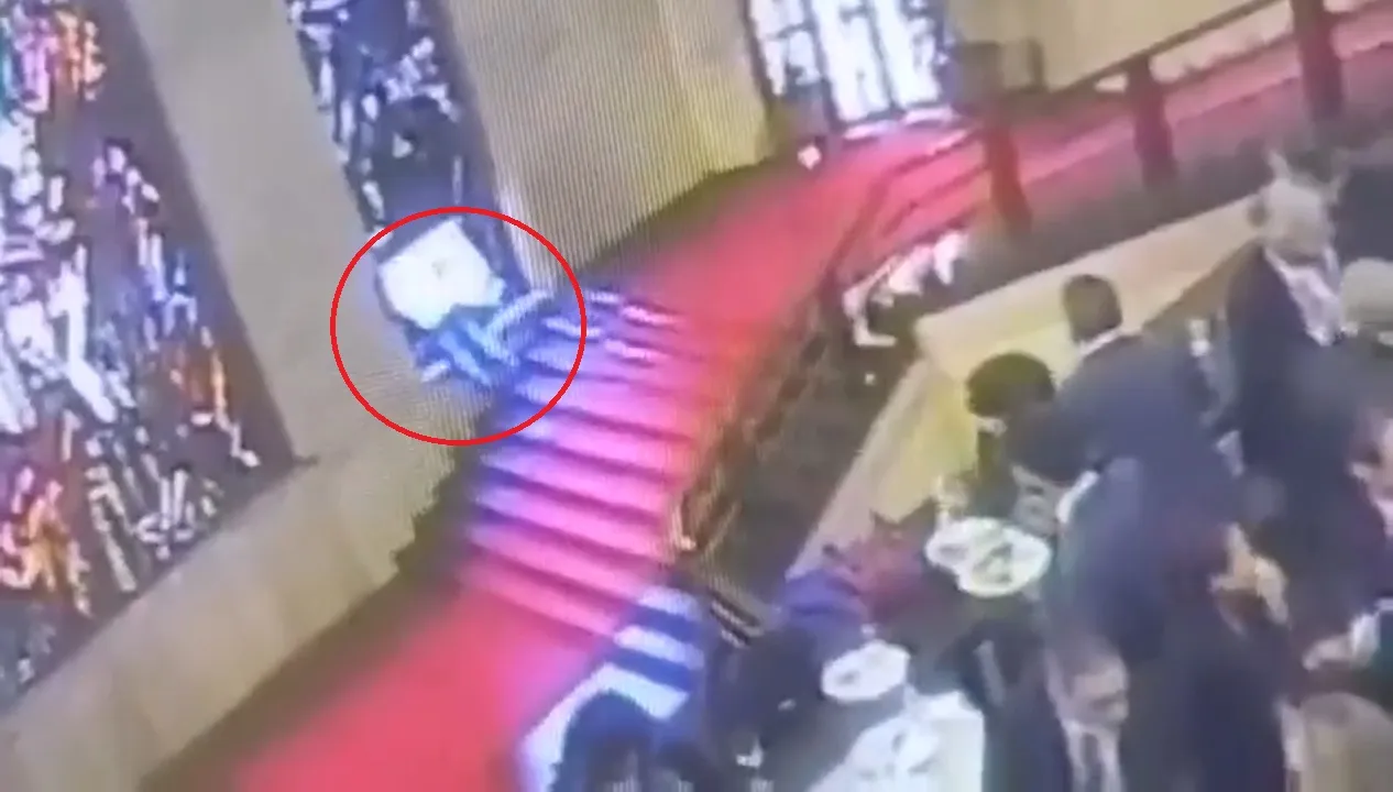 Politikani italian rrëzohet dhe përfundon në një dritare të çmuar qeveritare në Romë