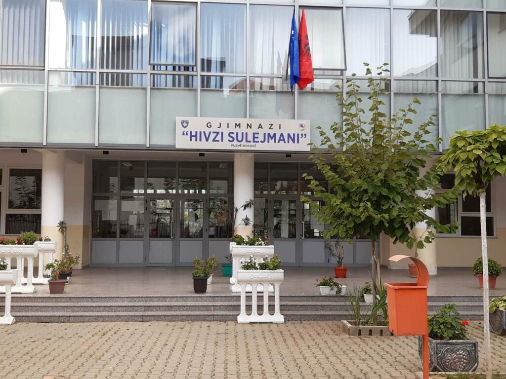 Dy javë pa ngrohje në gjimnazin “Hivzi Sulejmani” në Fushë Kosovë