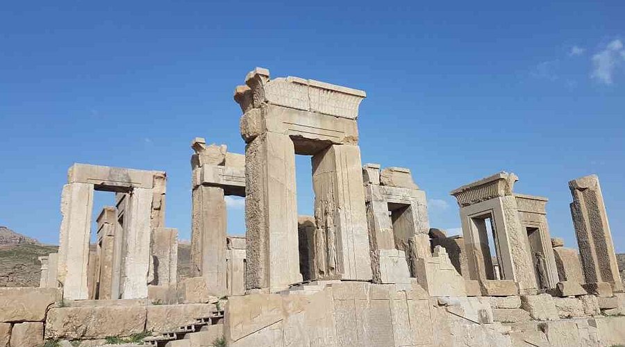 Persepolisi 2,500-vjeçar rrezikohet nga fundosja e tokës