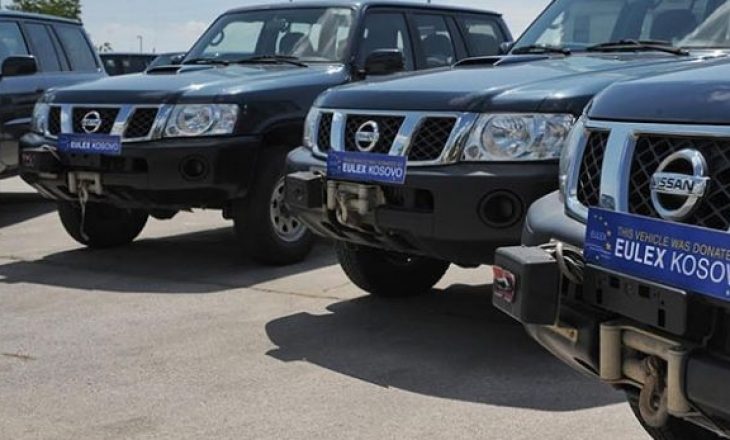 Dy vetura të EULEX-it u aksidentuan në Zveçan, një i lënduar