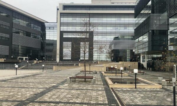 Ish-ministri dhe gjashtë zyrtarë të arrestuar për korrupsion sot para gjykatës, seanca në ora 12:00