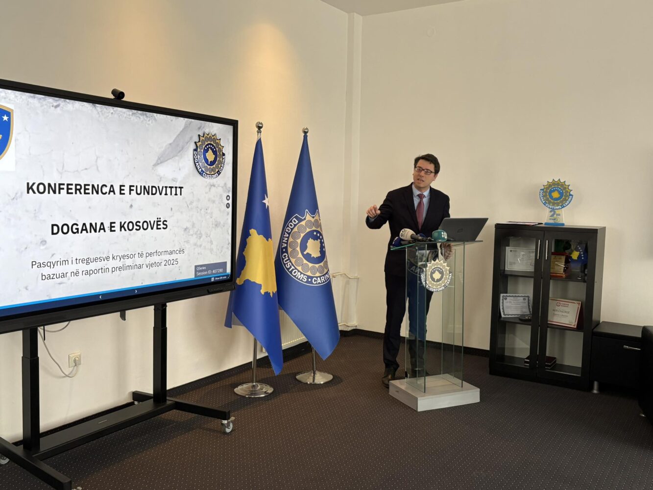 Të hyrat doganore rriten për 135 milionë euro, Llugaliu: 98% nga deklarimi vullnetar