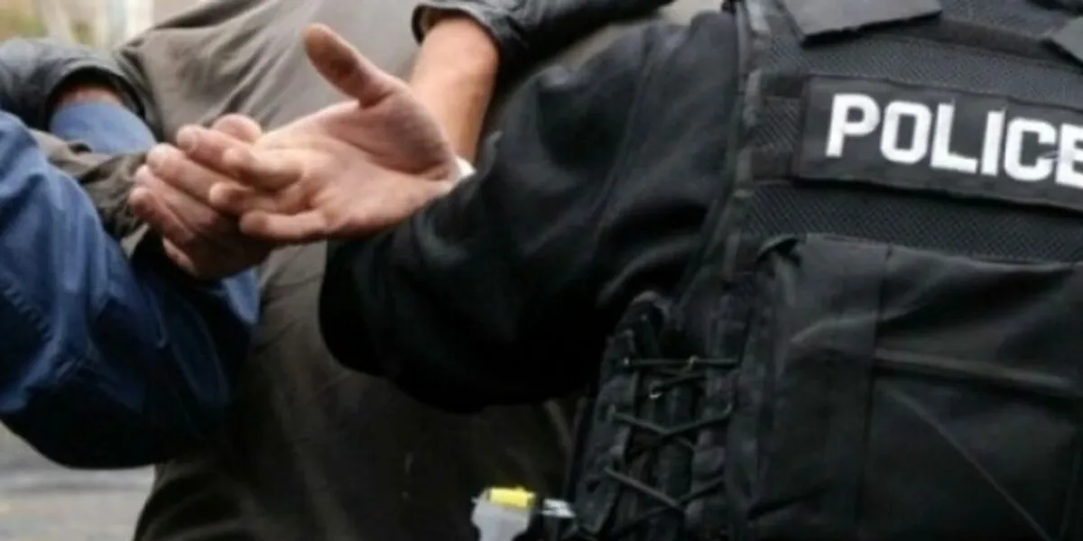 Një person në pranga në Podujevë, dyshohet për dhunim