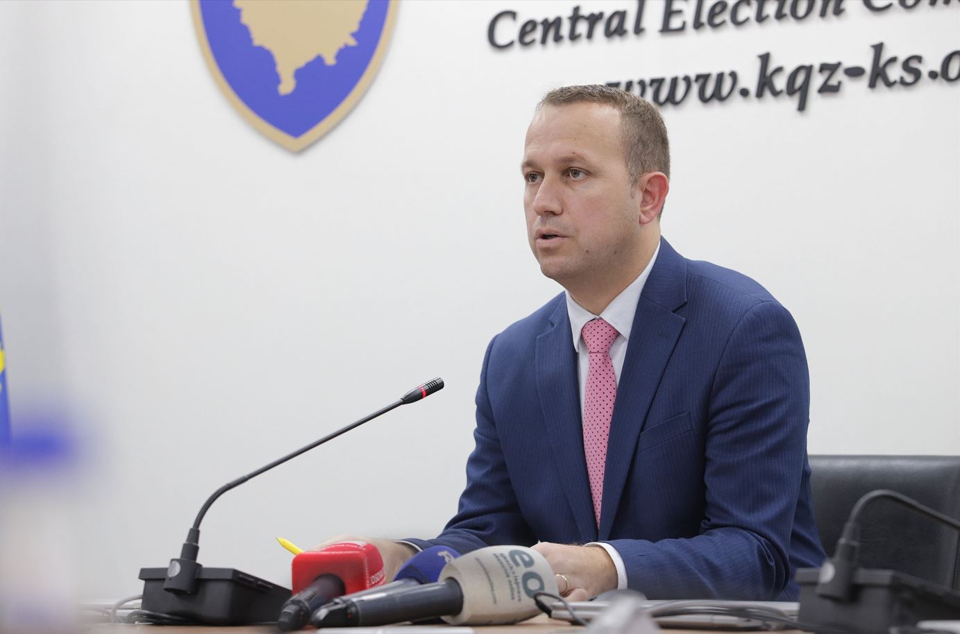 Elezi: Në natën e Vitit të Ri s’do të ketë numërim të fletëvotimeve