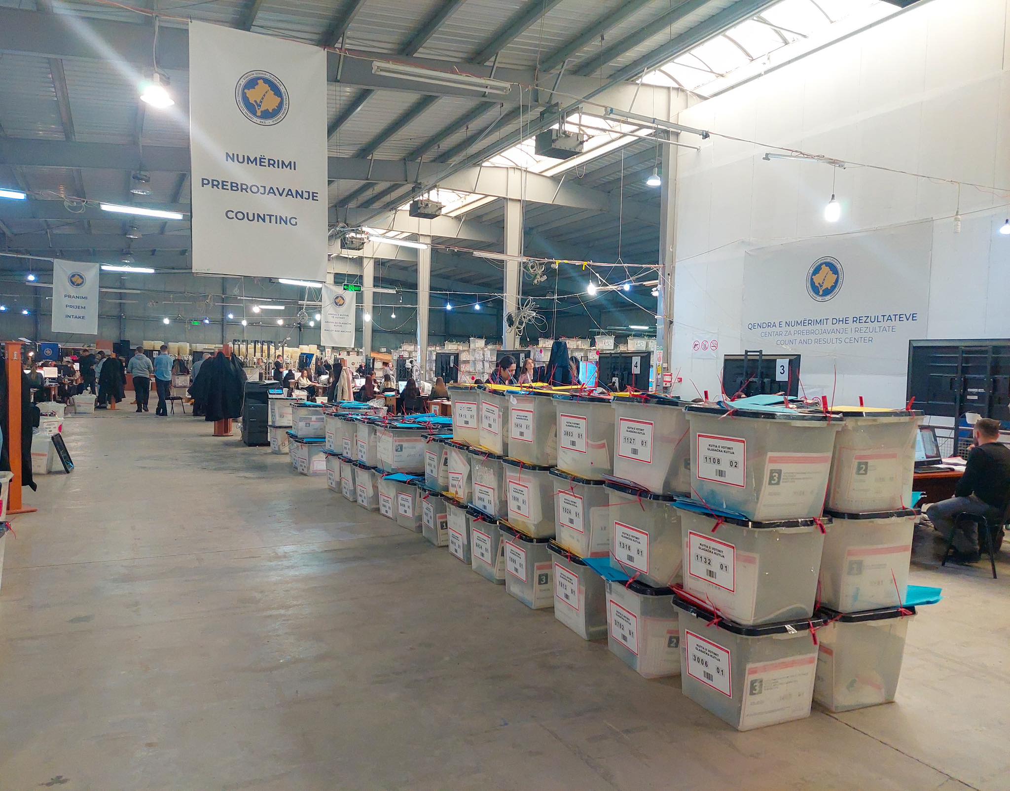 Rinumërohen 50% e vendvotimeve në QNR