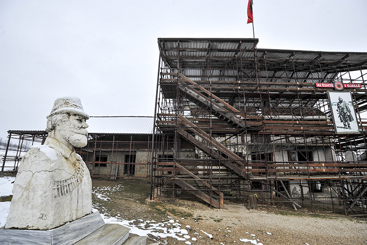 Rasti i vrasjes së Jasharëve drejt epilogut gjyqësor, paralajmëron Kryeprokurori