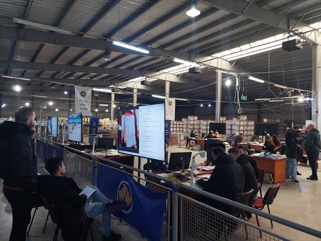 Vazhdon procesi në QNR, rinumërohen 382 nga 914 vendvotime