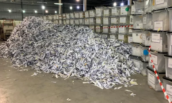 KQZ asgjëson materialet zgjedhore të zgjedhjeve lokale 2025, përjashton vendvotimet nën hetim