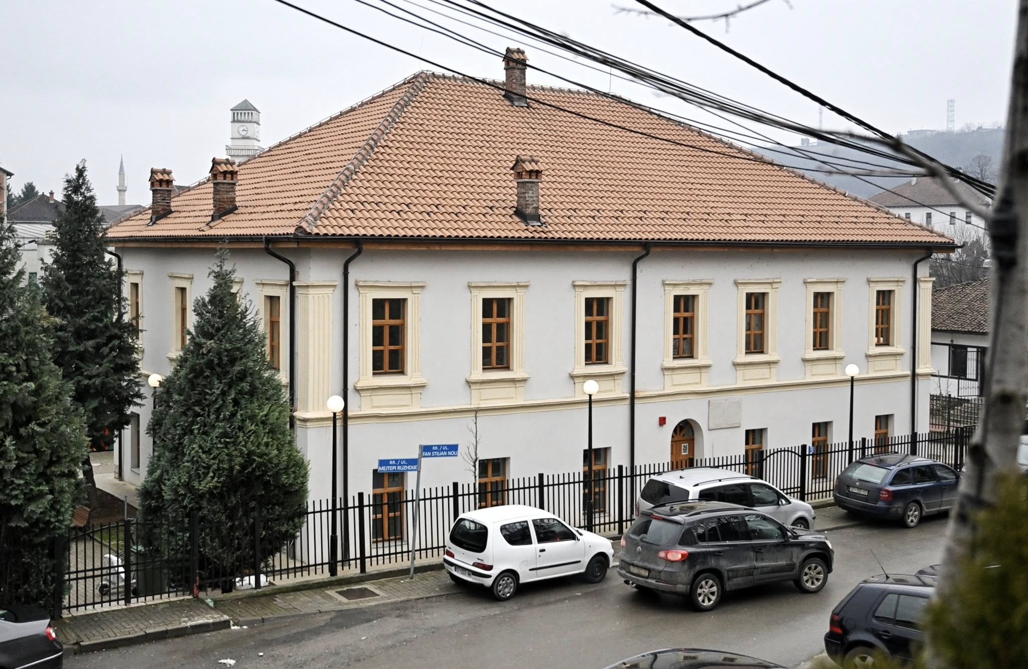 Përfundon restaurimi i shkollës së vjetër  të muzikës – ish Mejtepi Ruzhdije në Gjakovë