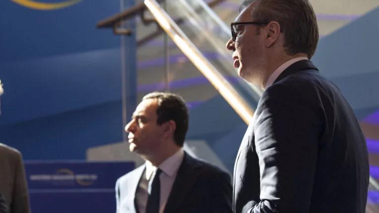 Vuçiqi reagon pasi Kurti kërkoi hetim ndërkombëtar për “Sarajevo Safari”