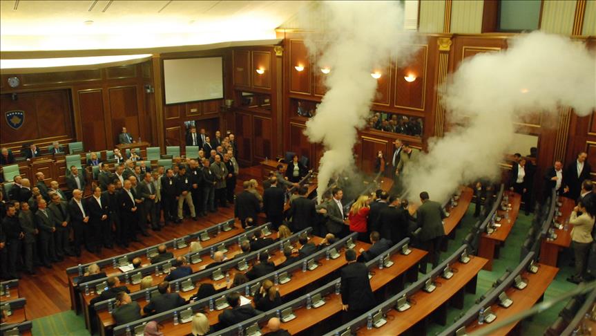 Gjykata e Apelit kthen në rigjykim rastin e Glauk Konjufcës për hedhjen e gazit lotsjellës në Kuvend