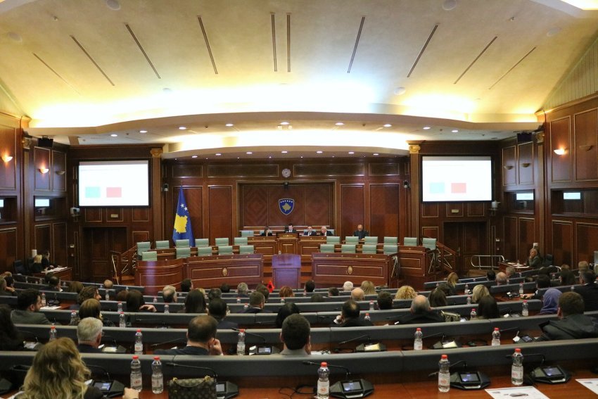 Kuvendi i Kosovës mblidhet sonte për formimin komisionet, buxhetin dhe rezolutën e PDK-së për Gjykatën Speciale