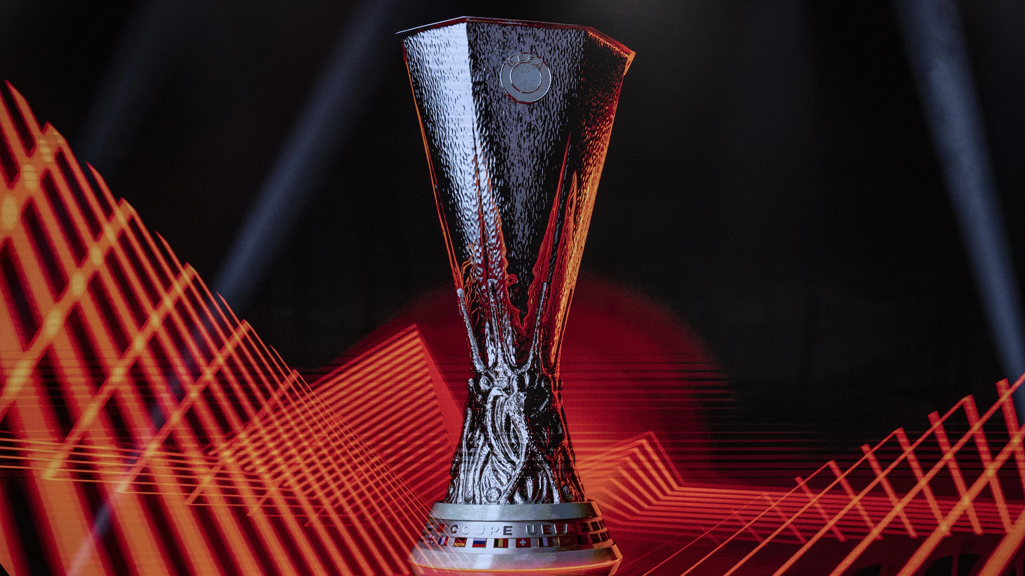 Përcaktohen çiftet e raundit të 16-të në Europa League