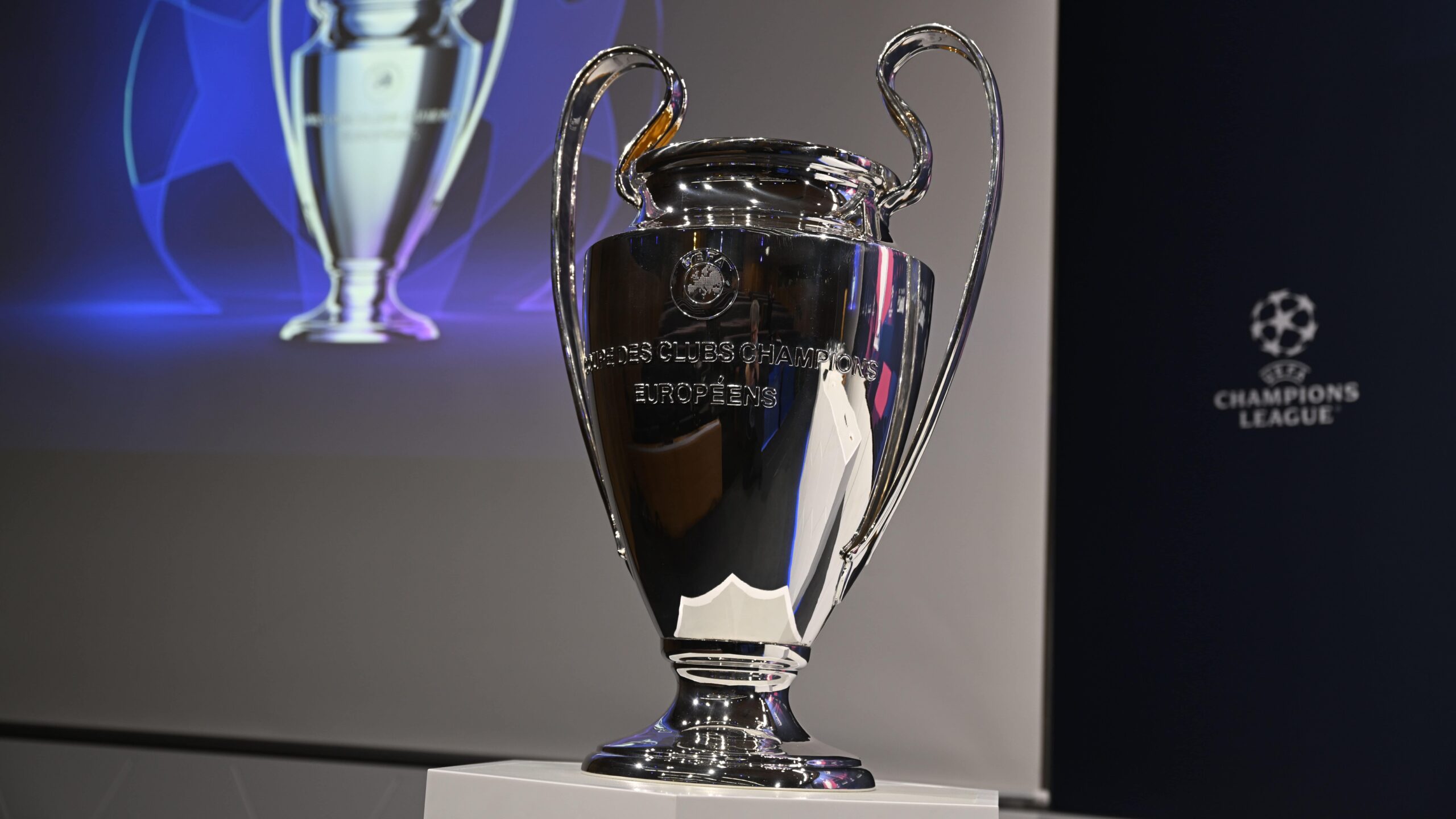 Publikohet formacioni i javës në Ligën e Kampionëve pas ndeshjeve të 1/8 së finales
