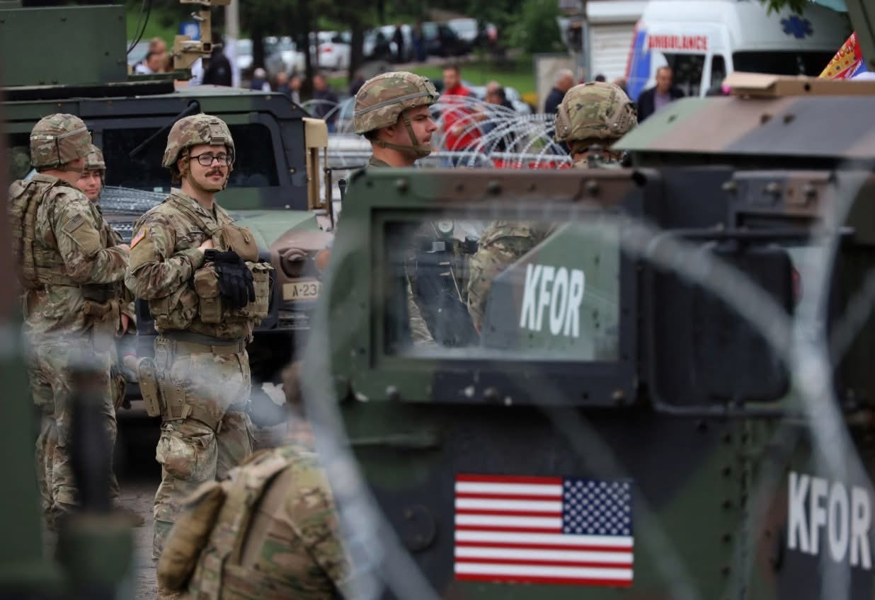 Gashi: Prania e trupave amerikane në Kosovë është faktor stabiliteti dhe sigurie