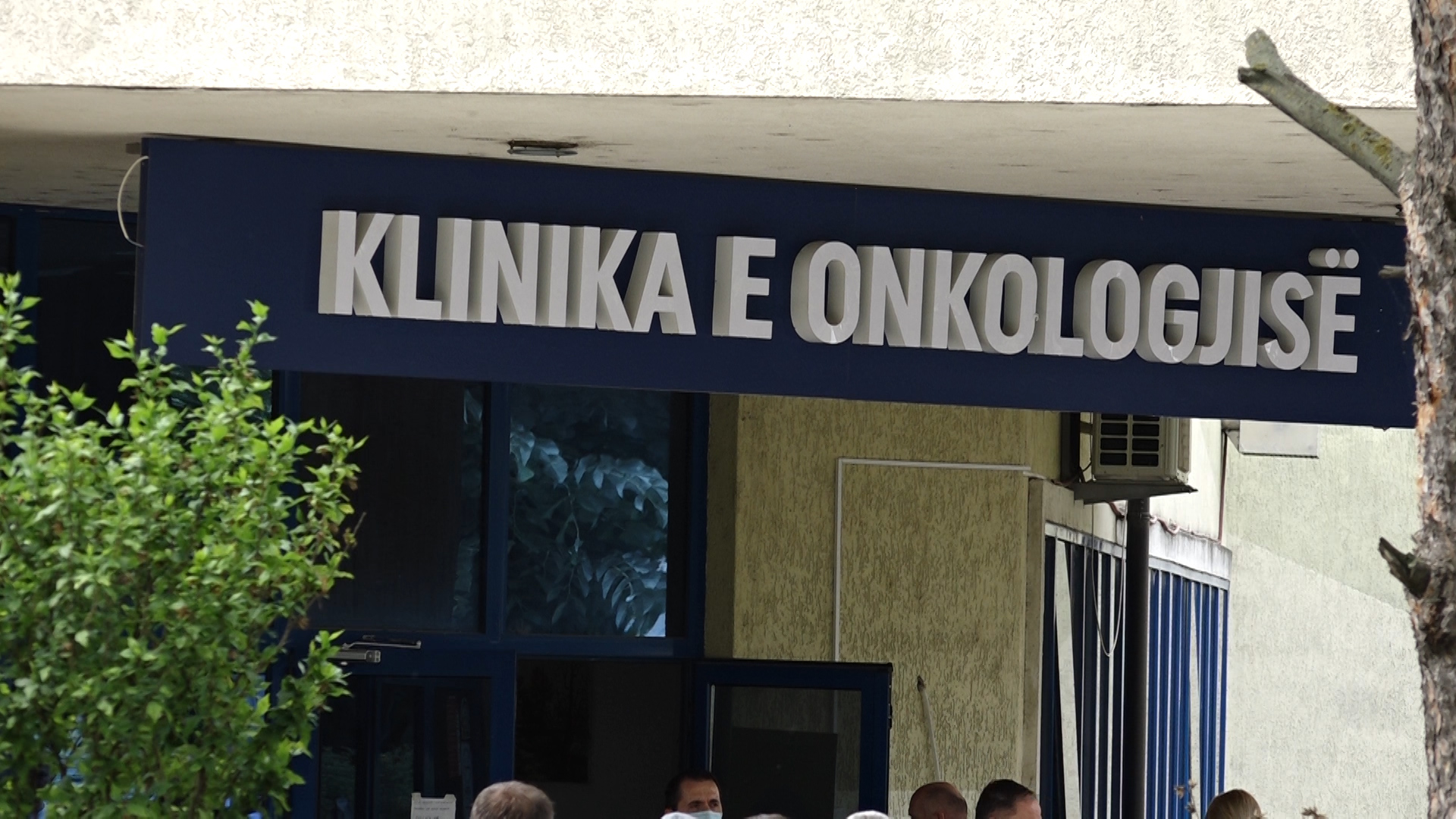 Rreth 2,100 raste të reja me kancer në vit në Kosovë, mbi 450 pacientë trajtohen çdo ditë në QKUK