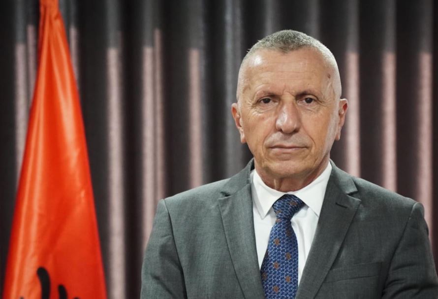 Stërvitjet e Serbisë pranë kufirit me Kosovën, rrisin tensionet në rajon, reagon Kameberi