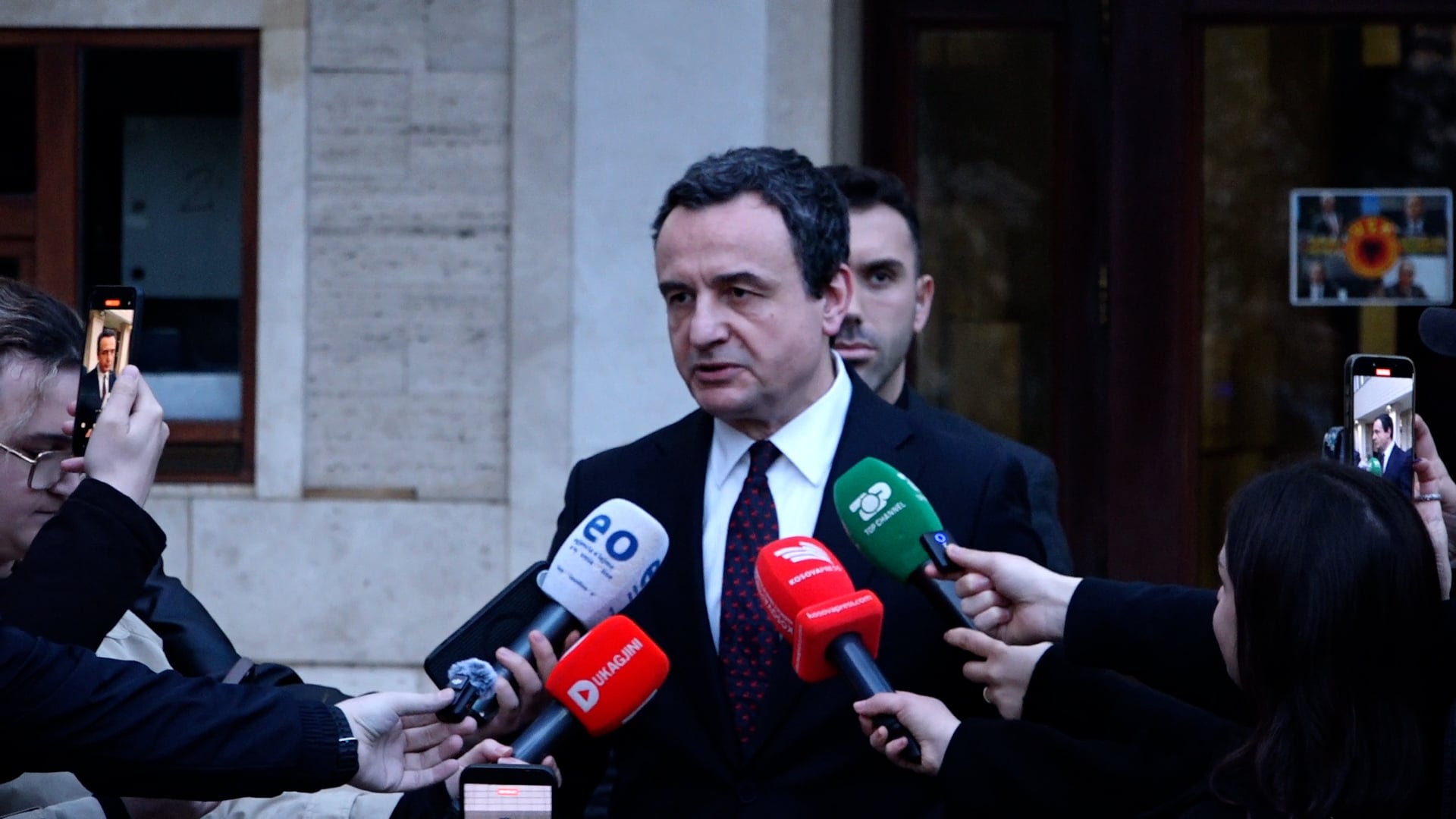 Kurti: Nuk ka marrëveshje politike për presidentin, situata mbetet e hapur