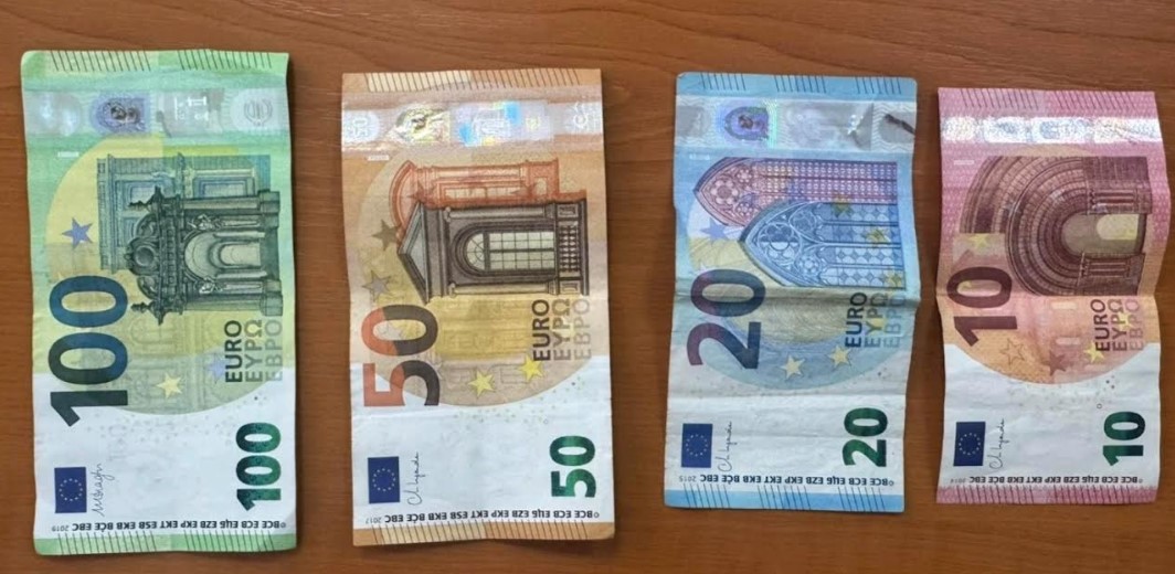 Shembull i edukatës së lartë: Nxënësi nga Shtimja gjen 180 euro, i dorëzon në polici