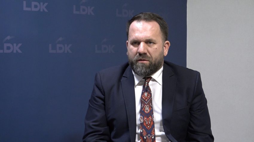 Rukiqi akuzon VV-në: Asnjëherë s’ka qenë qëllimi arritja e konsensusit apo një marrëveshje për presidentin