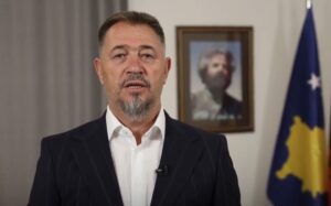 Sami Lushtaku paralajmëron padi ndaj Albin Kurtit: Po vazhdon me gënjeshtra – mjaft më!