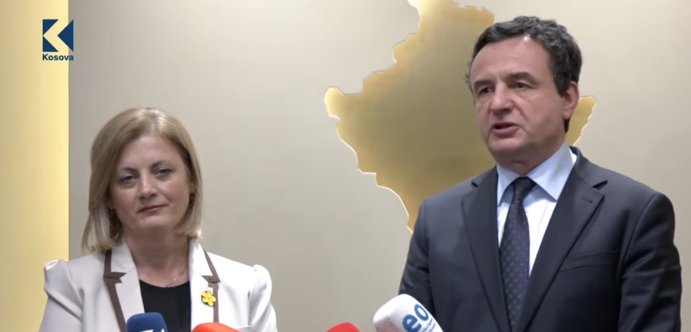 Azemi i LDK-së: Feride Rushiti, viktimë e manipulimit të Albin Kurtit (VIDEO)