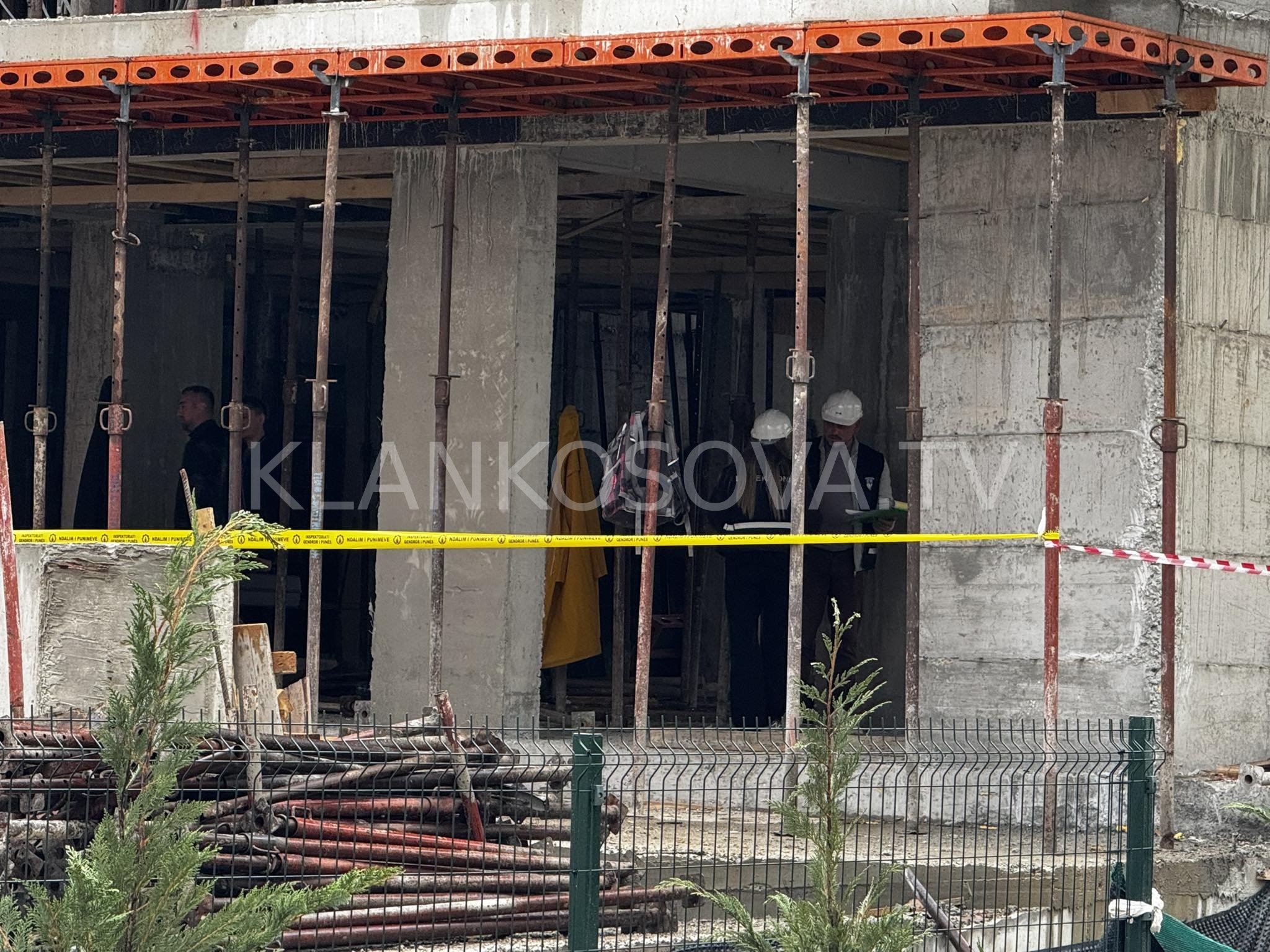 Punëtori 60-vjeç që u lëndua sot në Fushë-Kosovë, dërgohet në Mjekimin Intensiv Qendror