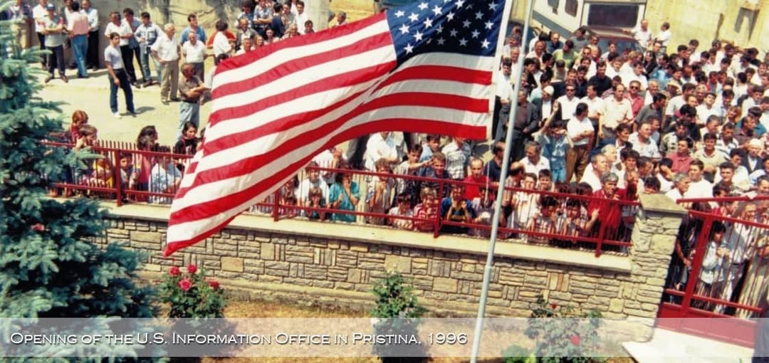 “Në qershor 1996”, ambasada amerikane rikujton hapjen e zyrës së parë në Kosovë