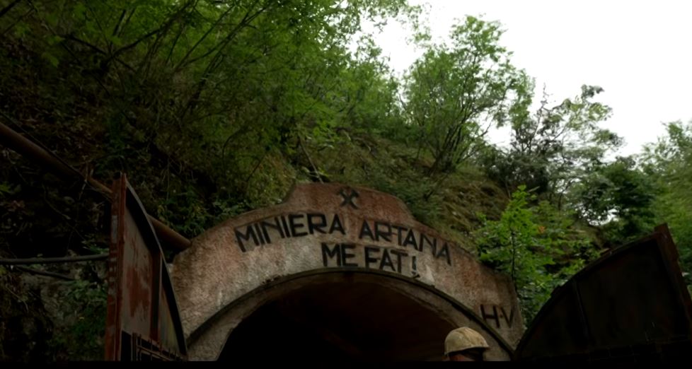 Në thellësitë e minierës së Artanës: Jeta e minatorëve qindra metra nën tokë (VIDEO)