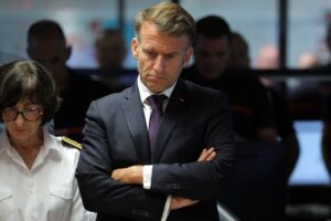 Presidenti francez për situatën me zjarret: Është më e vështira që nga Lufta e Dytë Botërore