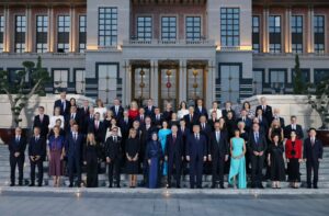 Samiti i NATO-s në Ankara, publikohet fotoja familjare nga darka shtetërore e Erdoganit